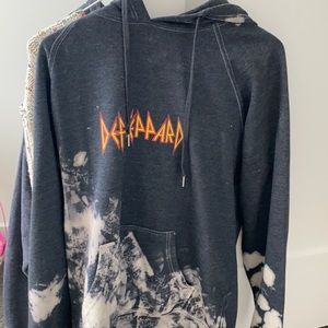 URBAN OUTFITTERS DEF LEAPORD HOODIE!